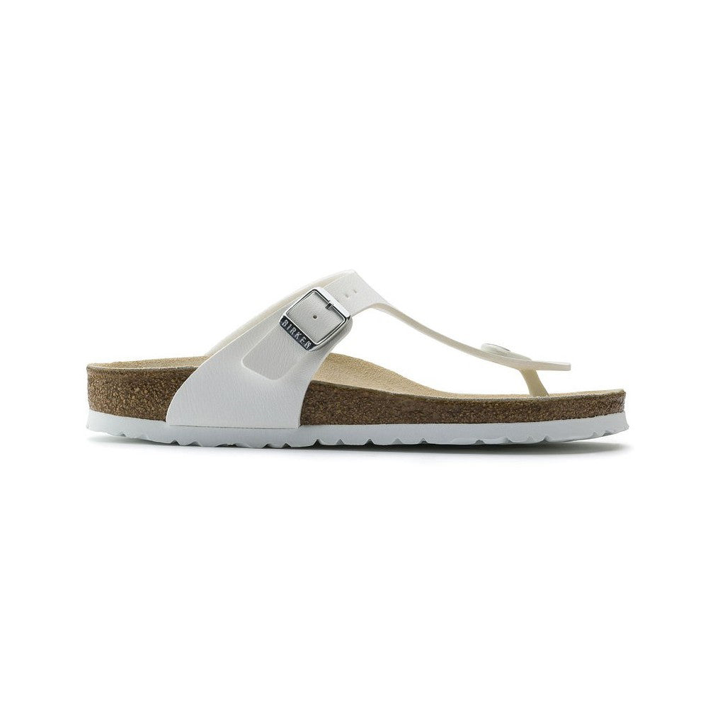 Sandalia Birkenstock Gizeh es un clásico adictivo con soporte exclusivo y un estilo refinado y minimalista.