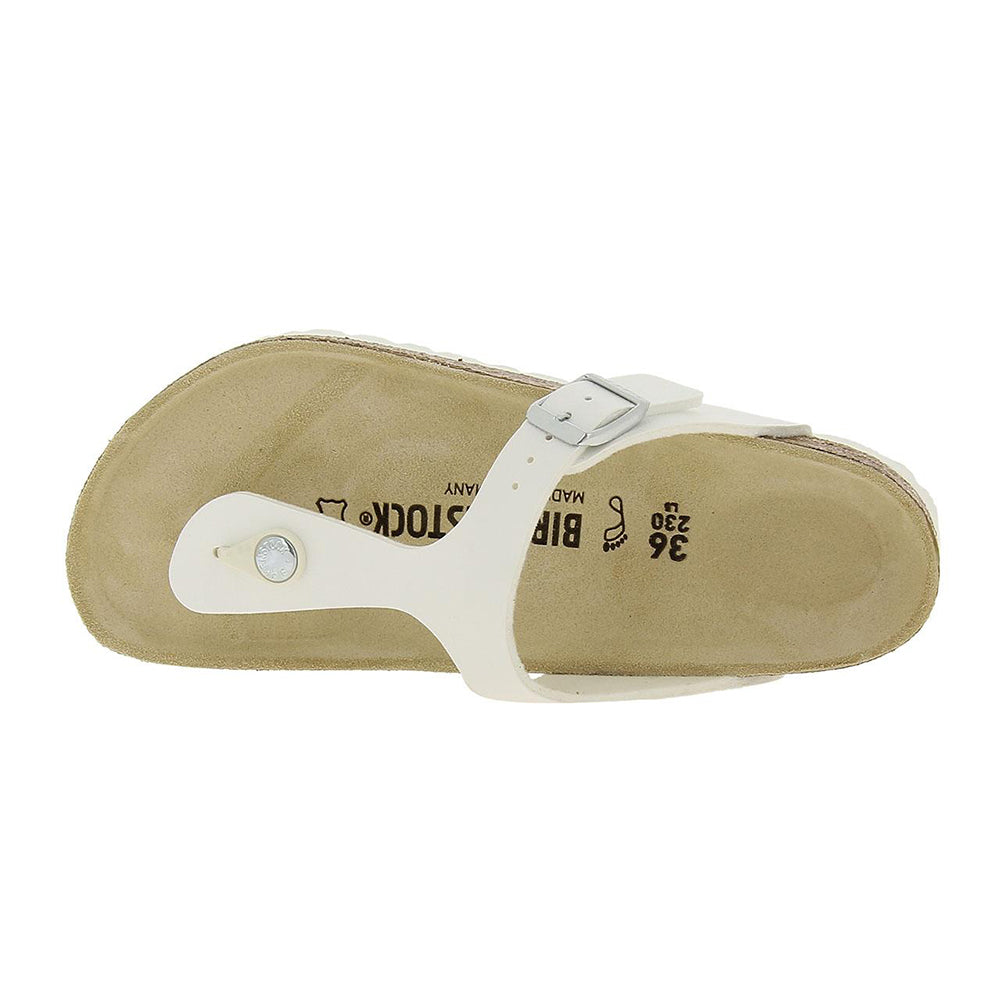 Sandalia Birkenstock Gizeh es un clásico adictivo con soporte exclusivo y un estilo refinado y minimalista.