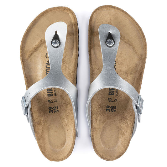Sandalia Birkenstock Gizeh es un clásico adictivo con soporte exclusivo y un estilo refinado y minimalista.